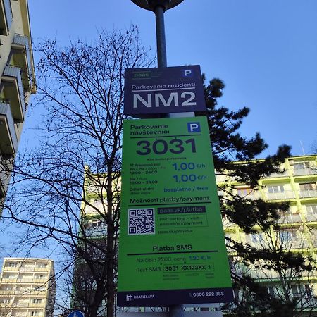 Senza Apartman Братислава Экстерьер фото